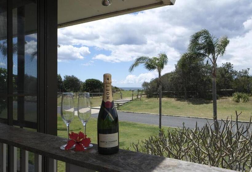 Апартаменты 2 Спальни Вид на Море, Diamond Beach Resort, Mid North Coast Nsw