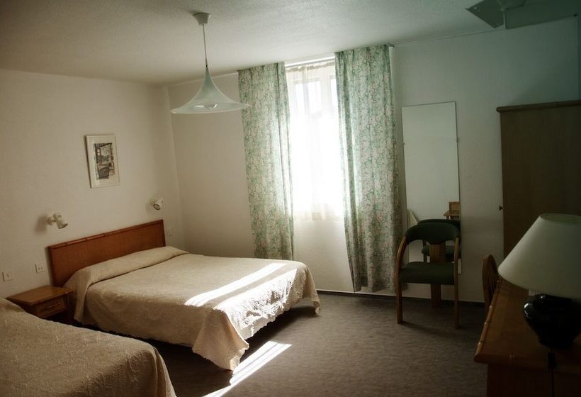 Номер Superior Вид на Сад, Les Portes Du Cantal