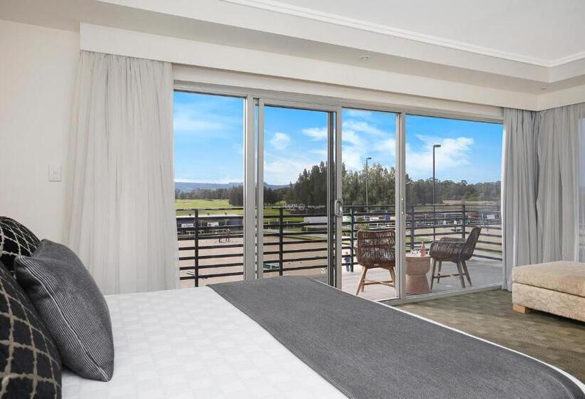 스탠다드 룸 킹사이즈 침대, Springs Shoalhaven Nowra