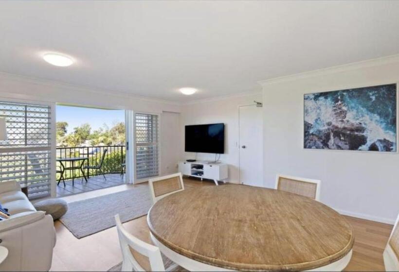 Апартаменты 2 Спальни Вид на Море, Cabarita Beachfront Apartments By Kingscliff Accommodation