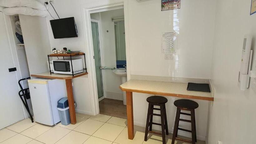 Номер Стандарт, Cardwell Beachfront Motel