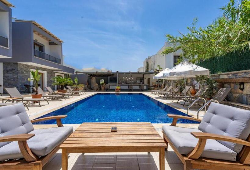 Апартаменты 1 Спальня с Балконом, Maye Residence