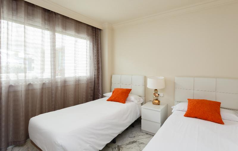 ３ベッドルームのスーペリアアパートメント, Coral Beach Apart