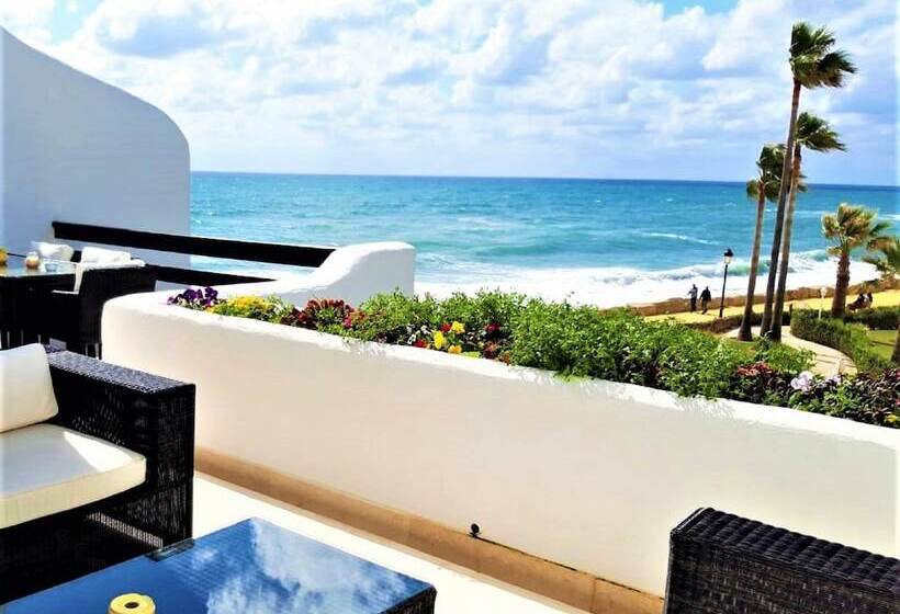 ２ベッドルームのスーペリアアパートメント, Coral Beach Apart