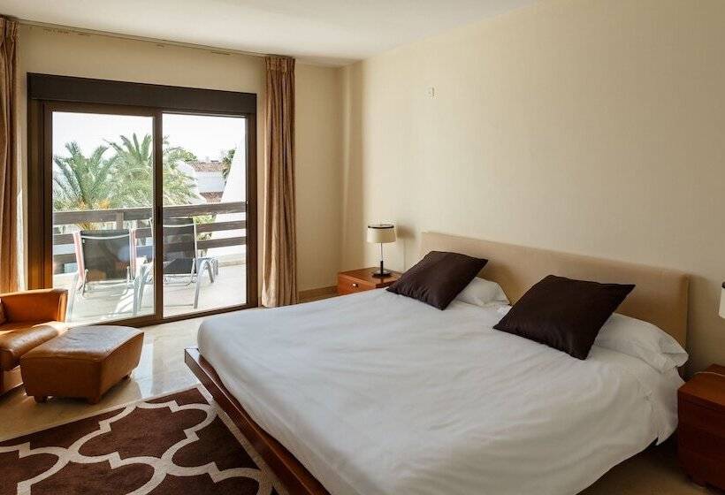 ３ベッドルームアパートメント, Coral Beach Apart