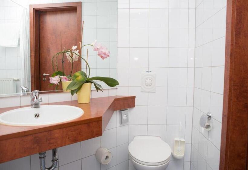 Номер Комфорт Индивидуальный, Amedia Frankfurt Russelsheim Trademark Collection By Wyndham