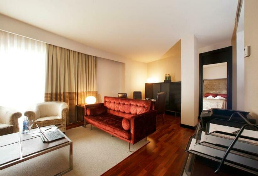 프리미엄 스위트, Attica21 Coruna