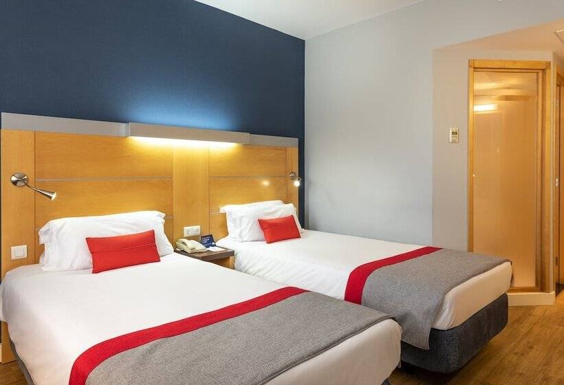Номер Стандарт, Holiday Inn Express Lisbon Oeiras, An Ihg