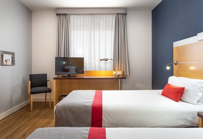 Номер Стандарт, Holiday Inn Express Lisbon Oeiras, An Ihg