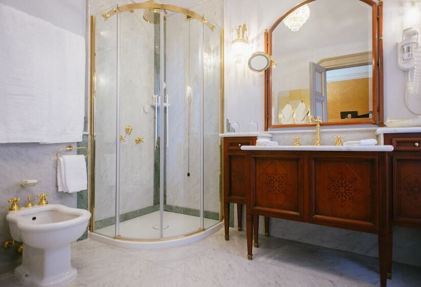 Номер Deluxe, Relais & Chateaux Villa Crespi