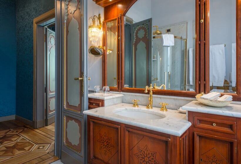 Полулюкс, Relais & Chateaux Villa Crespi