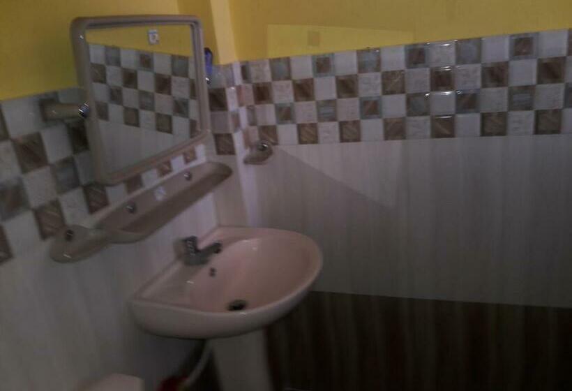 Quarto Economy, Saragama Residence