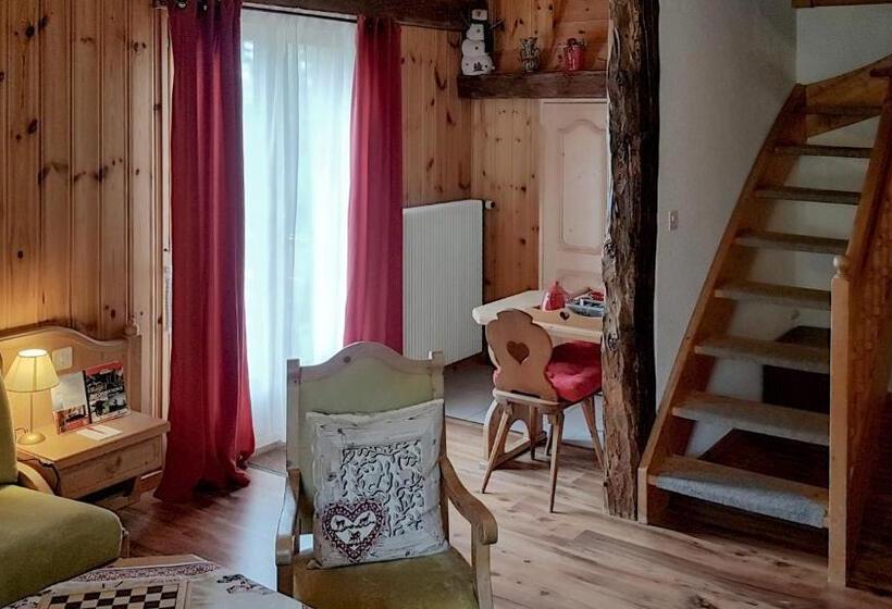 سوییت دوبلکس, La Cambuse