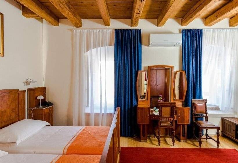 풀장 전망 디럭스 룸, Rooms Miron