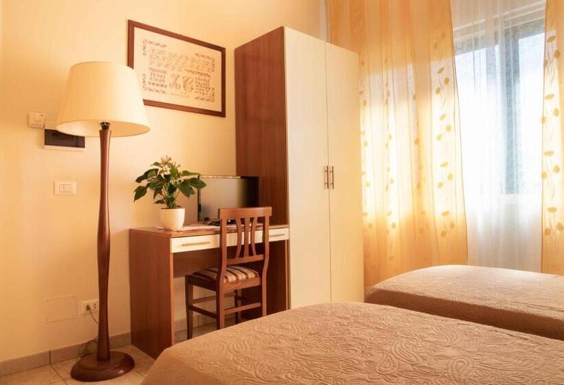 Номер Стандарт, Al Frantoio Maddii Levane Bed And Breakfast