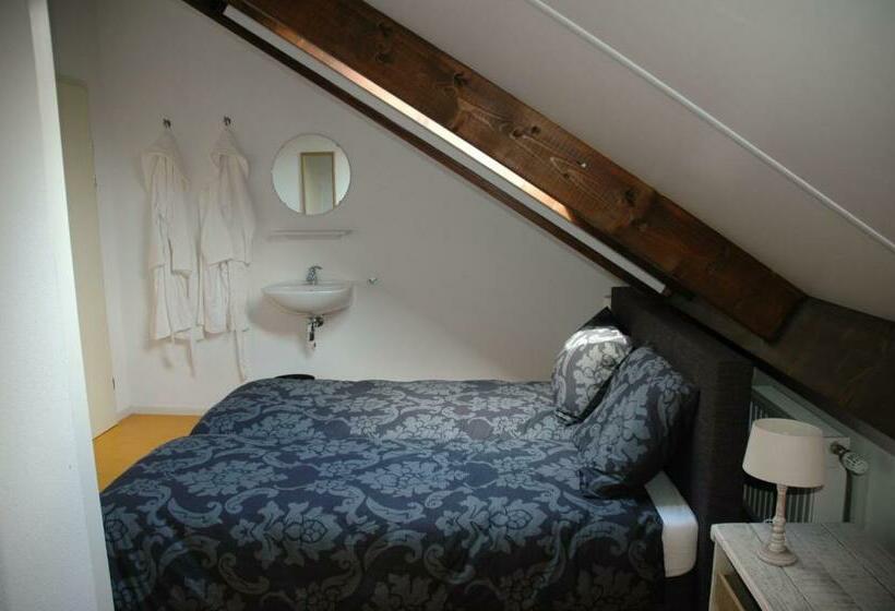 Номер Стандарт, De Kreitsberg Bed& Breakfast