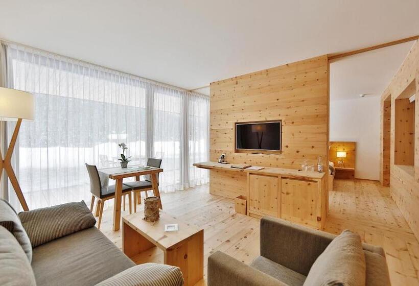 Люкс, Relais & Châteaux In Lain Hotel Cadonau