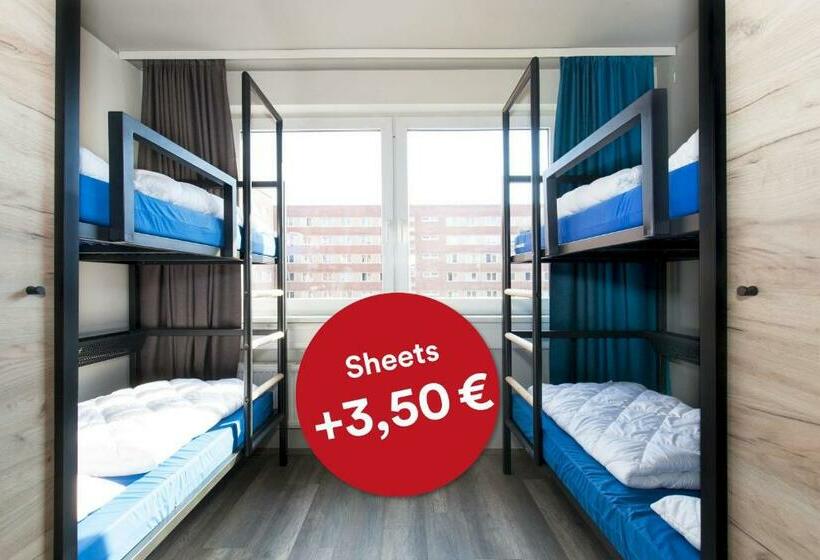 Säng i Delat Rum, a&o Berlin Mitte