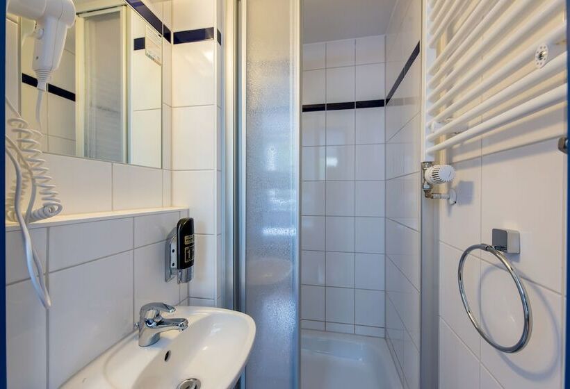 اتاق استاندارد چهار تخته, a&o Berlin Mitte