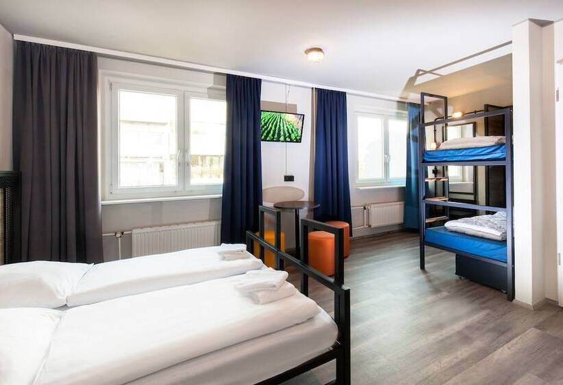 اتاق استاندارد چهار تخته, a&o Berlin Mitte