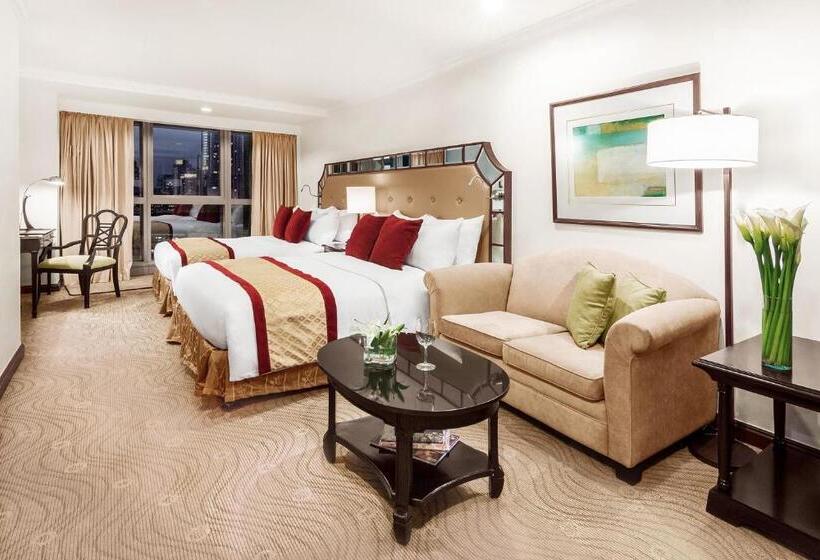 Полулюкс Премиум, Discovery Suites Manila, Philippines