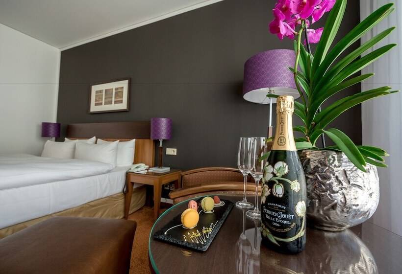 Полулюкс, Dorint Hotel Am Dom Erfurt
