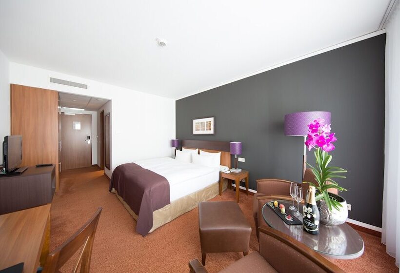 Номер Комфорт, Dorint Hotel Am Dom Erfurt