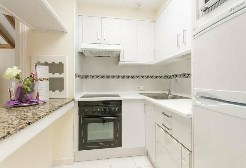 Апартаменты Superior 2 Спальни, Sands Beach Resort