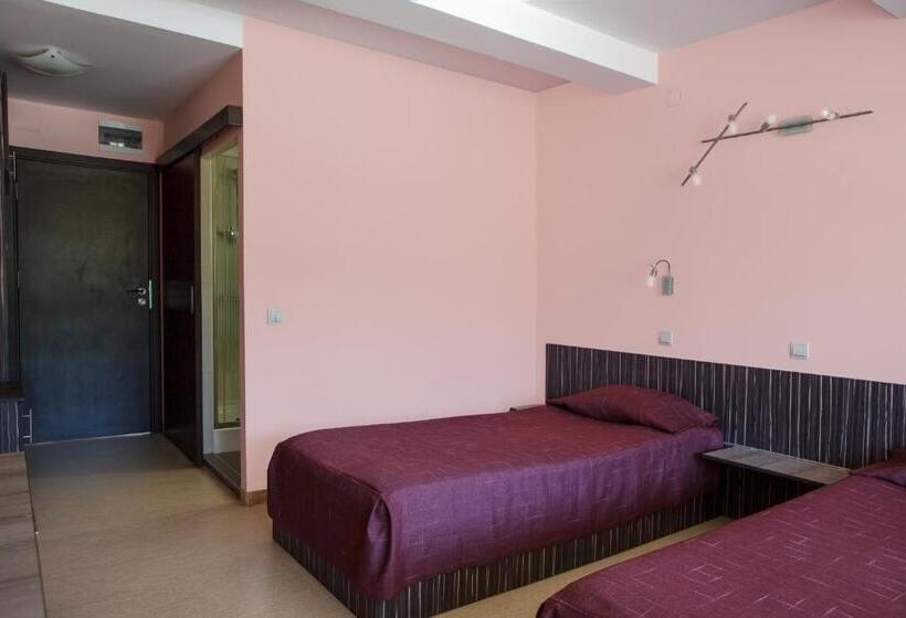 Номер Стандарт, Family Hotel Kipra