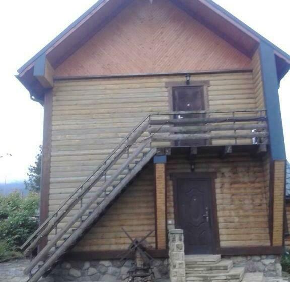 سوییت, Cottage U Yaremy Mykulychyn