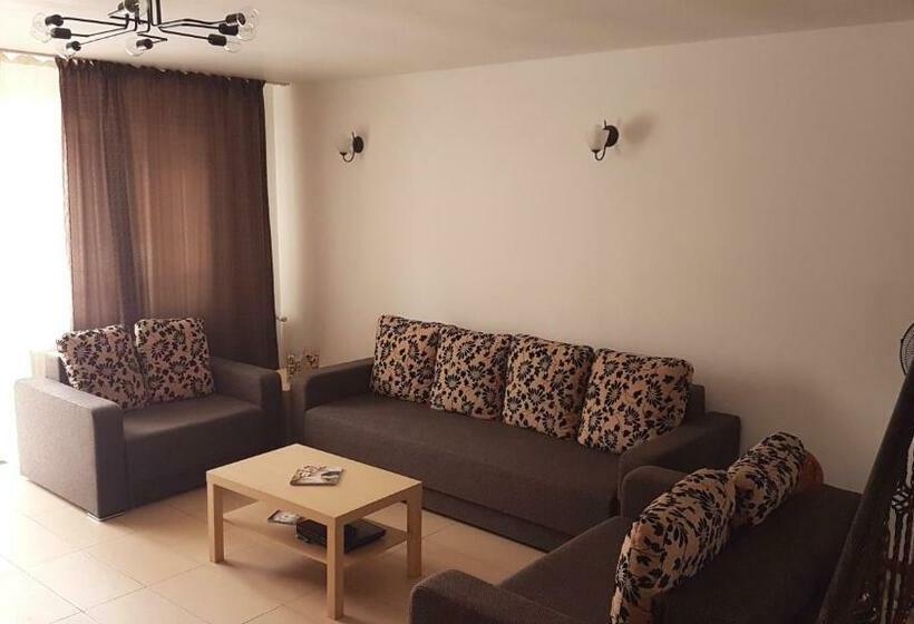 Семейный Номер, Pensiunea Casa Runcu Buzau