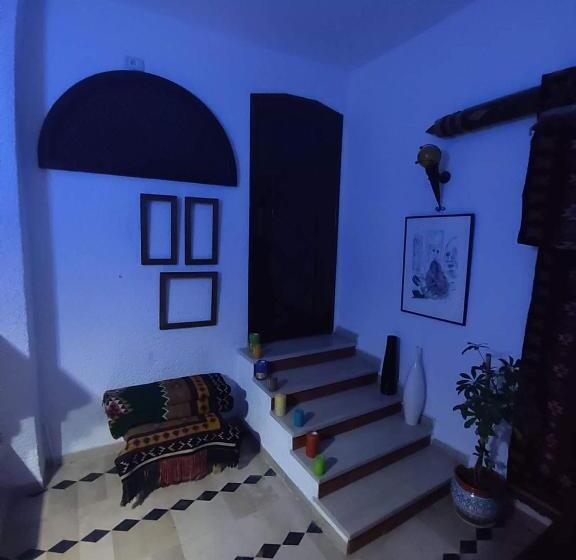 اتاق لوکس, L'artisan