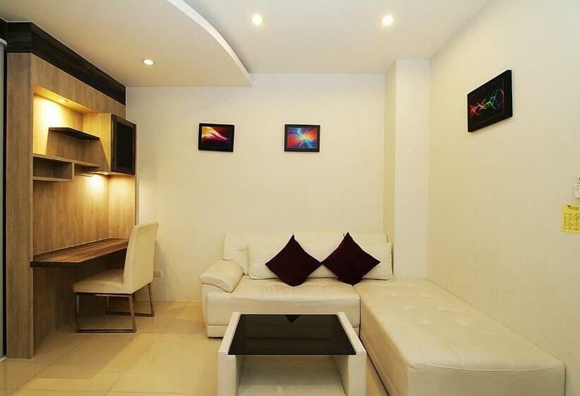 اتاق استاندارد, The Contrast I
