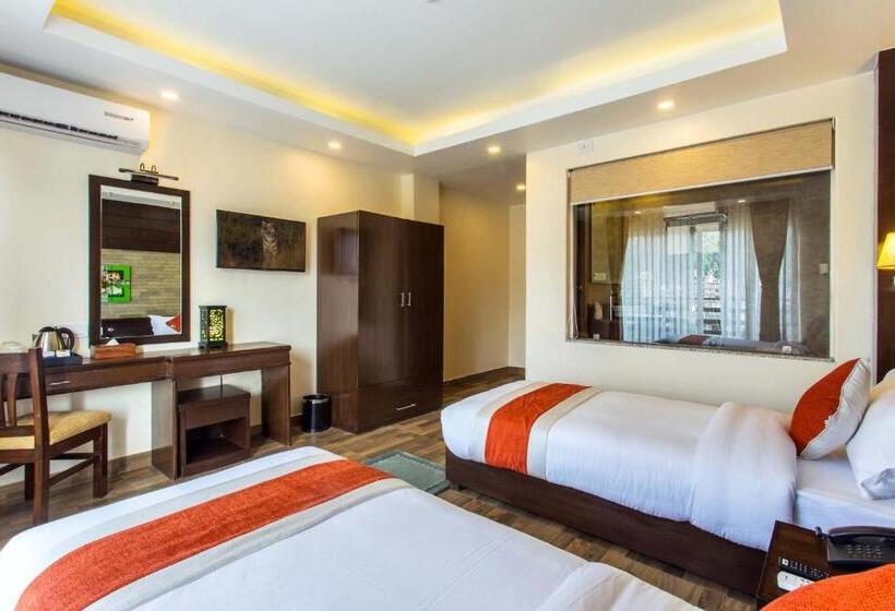 اتاق خانوادگی با چشم‌انداز کوه, Bodhi Suites Boutique Hotel And Spa