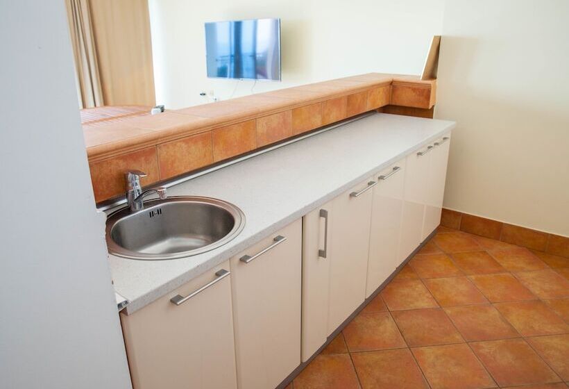 آپارتمان مدیریتی 3 خوابه, Villa Edelweiss