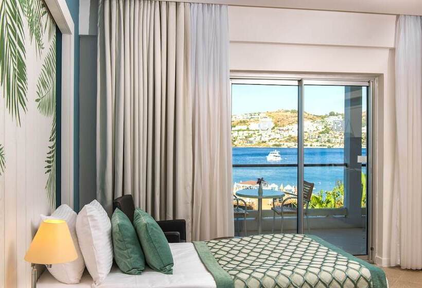 اتاق لوکس با چشم‌انداز دریا, Baia Bodrum