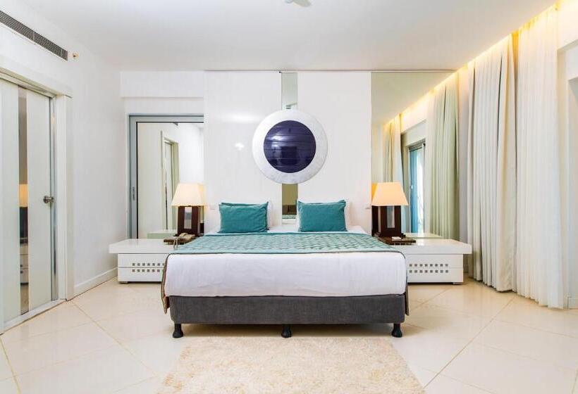 سوییت لوکس, Baia Bodrum