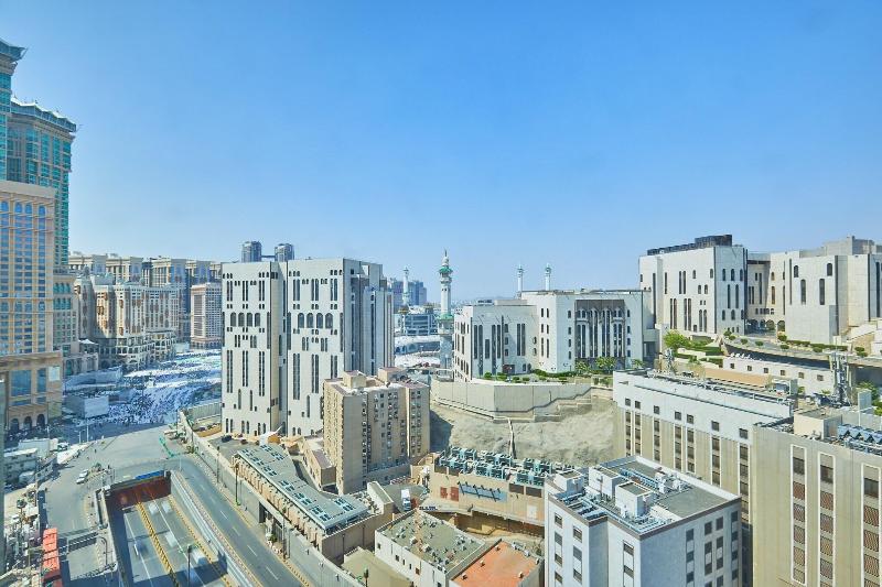 اتاق سوپریور با تخت بزرگ, Le Méridien Makkah