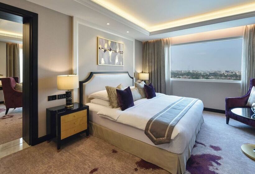 اتاق لوکس, Mövenpick Hotel Bahrain
