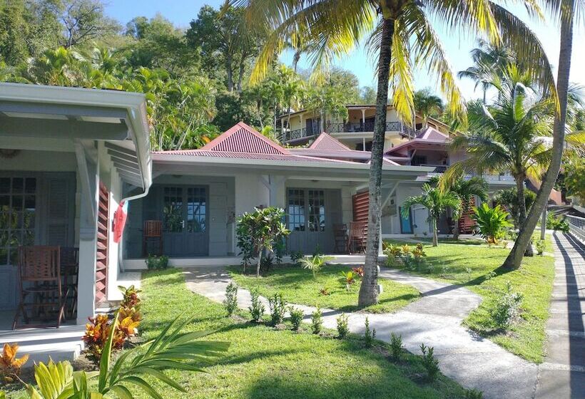 استودیوی سوپریور, Residence Habitation Grande Anse
