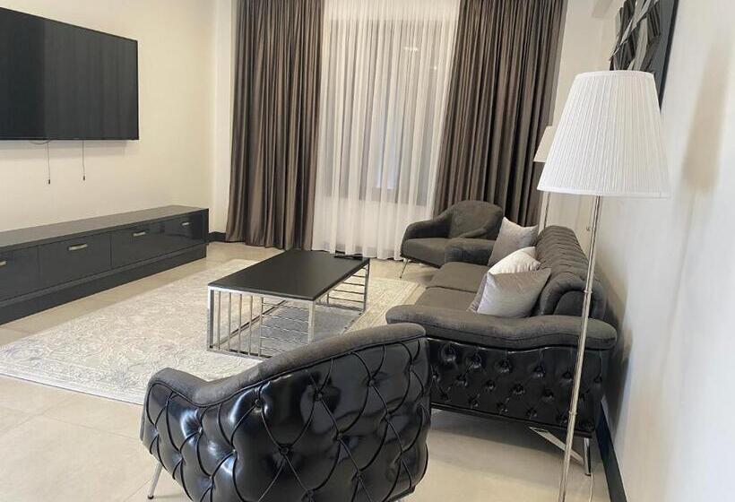 Апартаменты 1 Спальня с Террасой, Enjoy Life Apartments