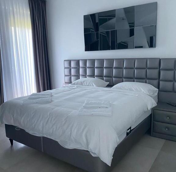 Апартаменты 2 Спальни, Enjoy Life Apartments