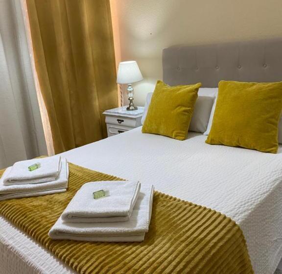 Quarto Estandar, Casa De Huéspedes Vecinodecerbantes