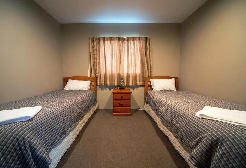 Апартаменты 1 Спальня, Coronation Park Motels