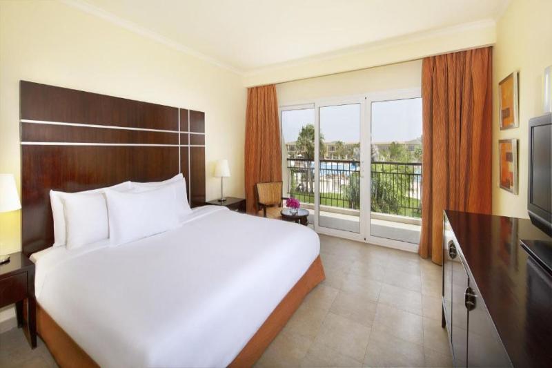 اتاق لوکس خانوادگی, Doubletree By Hilton Sharm El Sheikh  Sharks Bay Resort