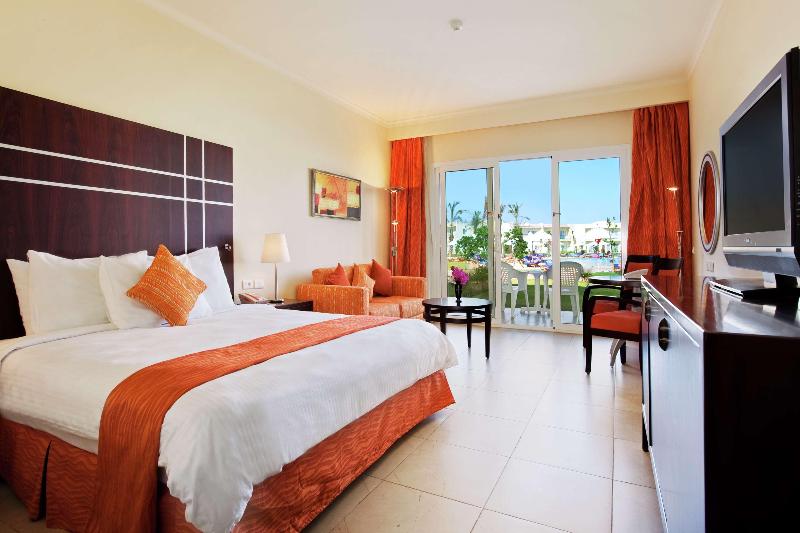 اتاق لوکس با تخت بزرگ, Doubletree By Hilton Sharm El Sheikh  Sharks Bay Resort