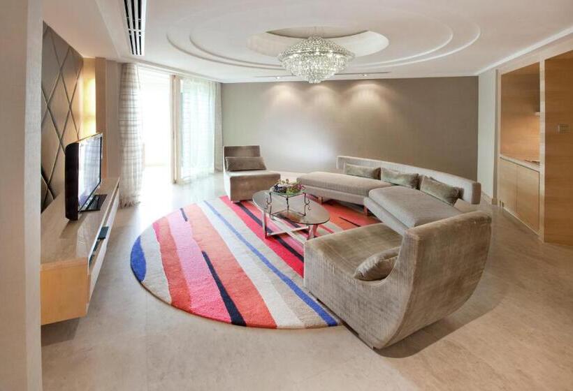 سوییت اجرایی, Dorsett Grand Subang