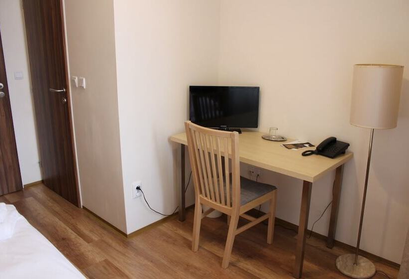 اتاق استاندارد یک نفره, Gallery Hotel Sis