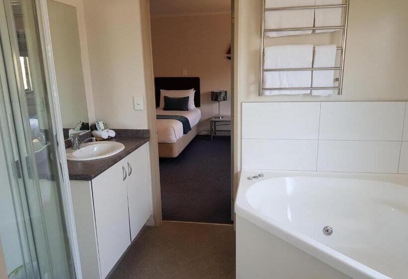 Апартаменты 2 Спальни, Portmans Motor Lodge