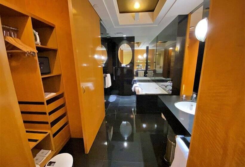 프리미엄 룸, The Grand New Delhi